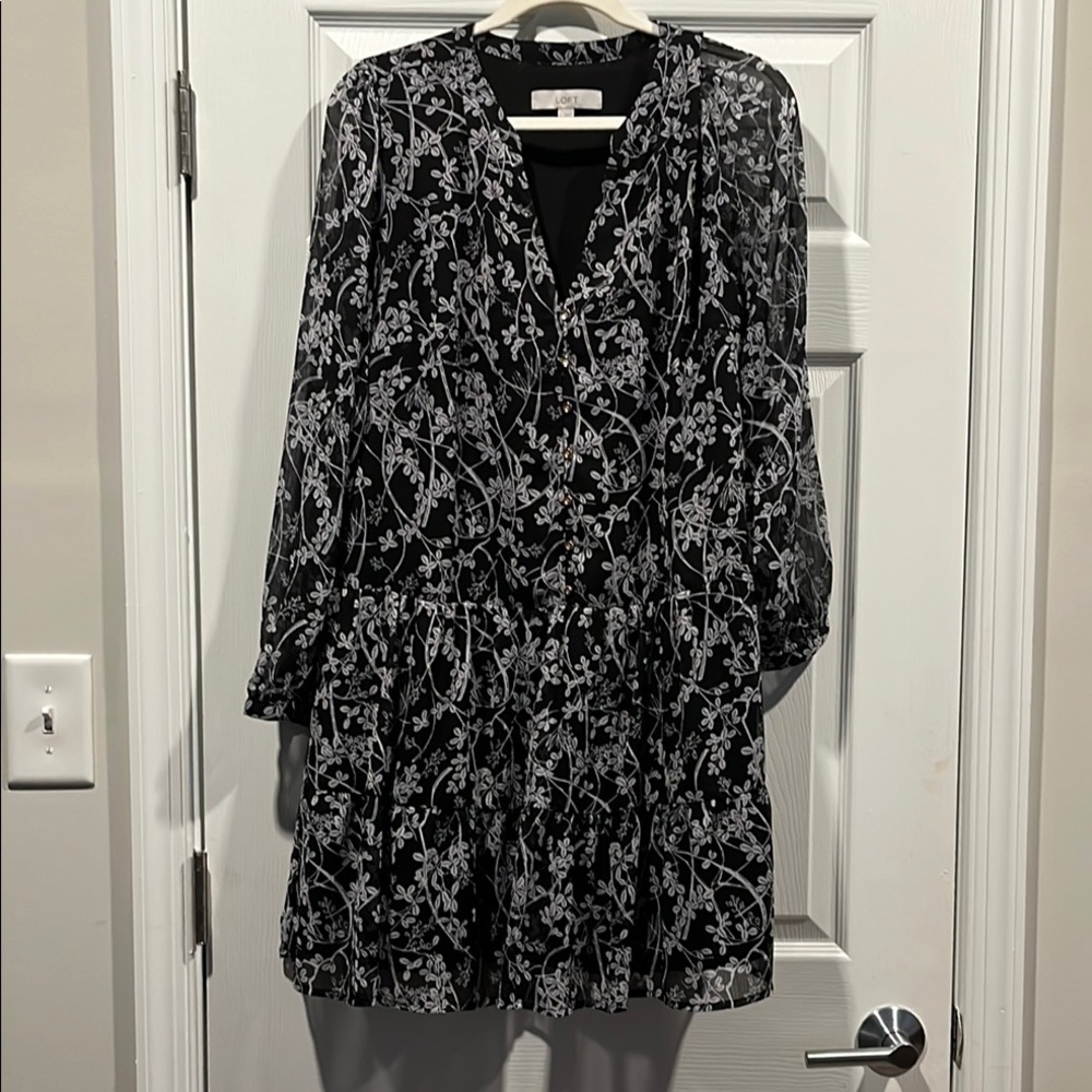 LOFT Black and White Ruffled Tiered Sundress Size L